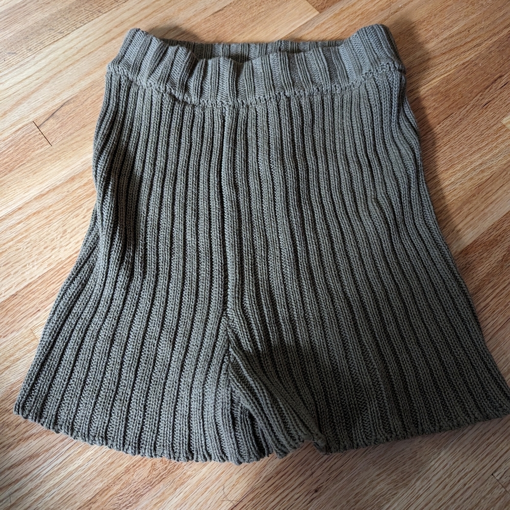 Babaa green knit shorts